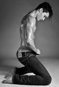 Male model in Levi&#039;s